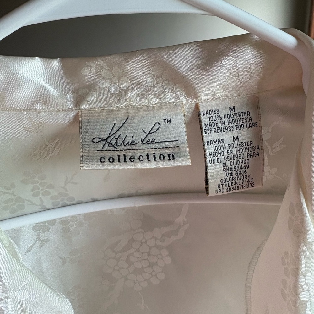 Kathie Lee Collection Ivory Satin Floral Open Blouse - Picture 3 of 4